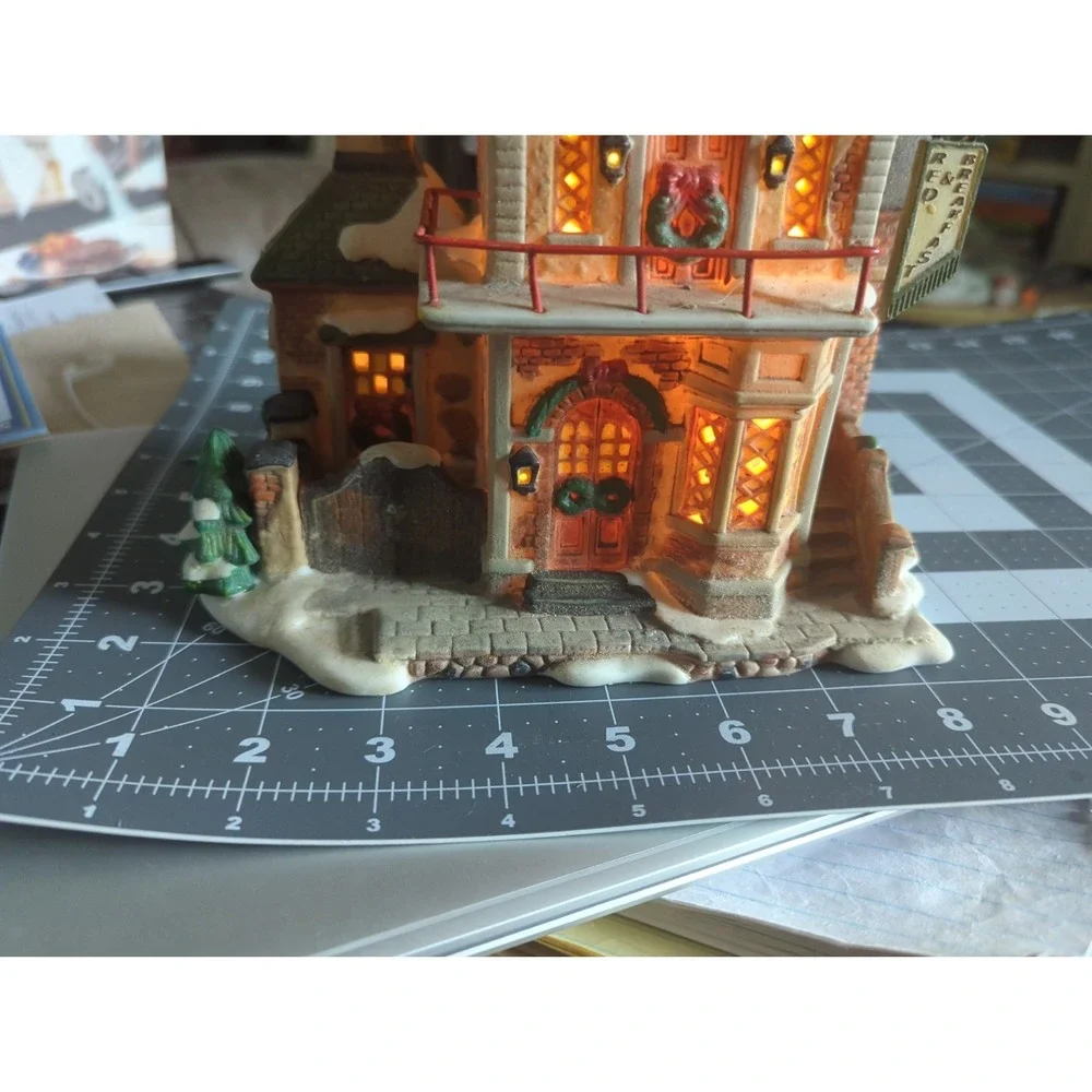 Christmas Snow Village Porcelain Bed And Breakfast Victorian Country Cottage